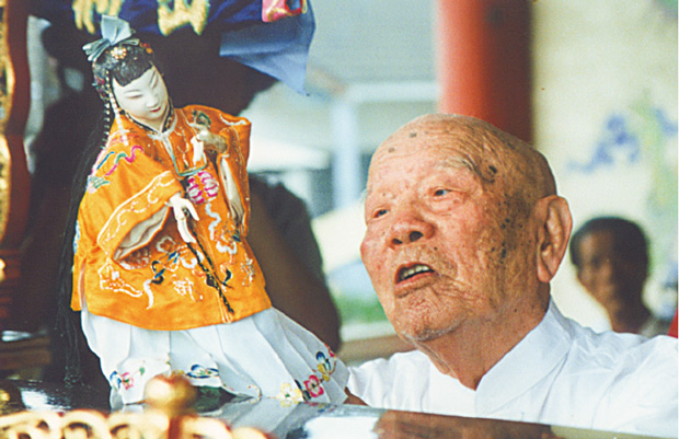 進化する伝統芸能「布袋劇」